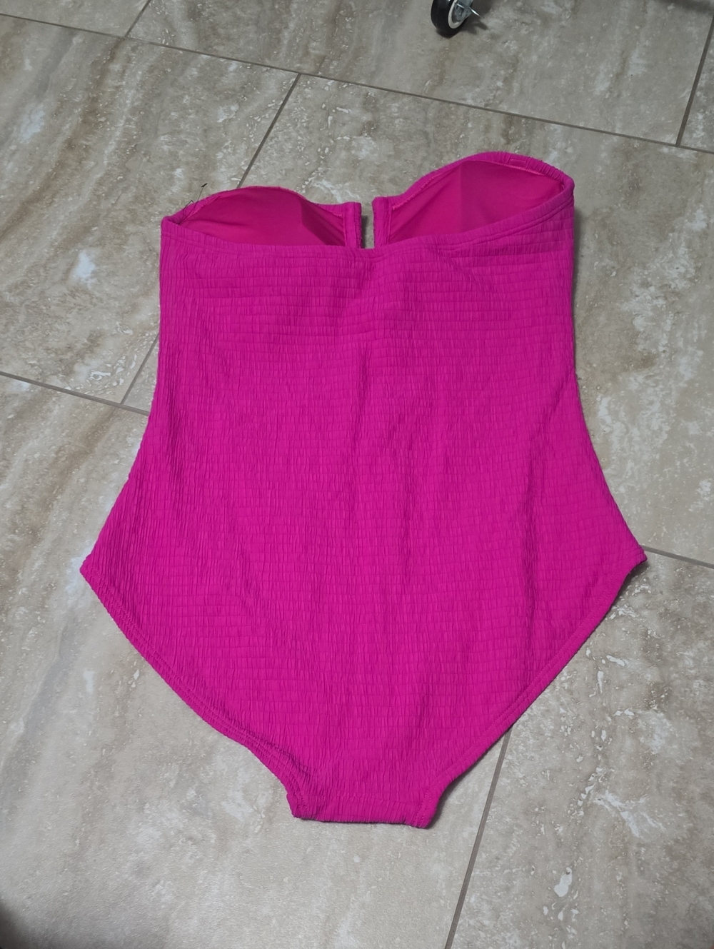 DKNY Hot Pink One-Piece Swimsuit - Swim SZ LG NWOT - Picture 4 of 5